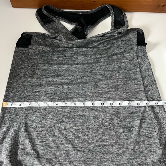 Active Top - Picture 2 of 5